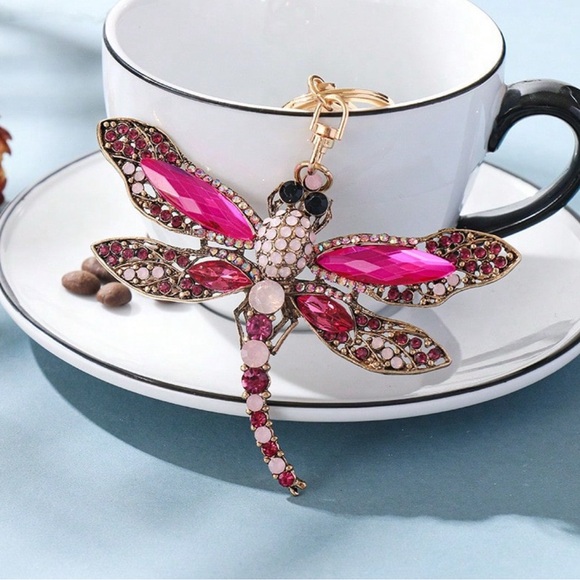 Accessories - Elegant Pink Dragonfly Keyring